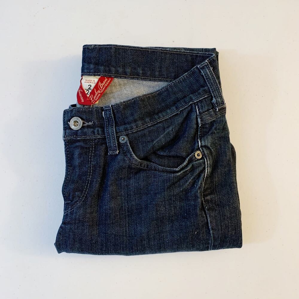 Lucky Brand Zoe Straight Jeans Medium Wash - Size 2 / 26